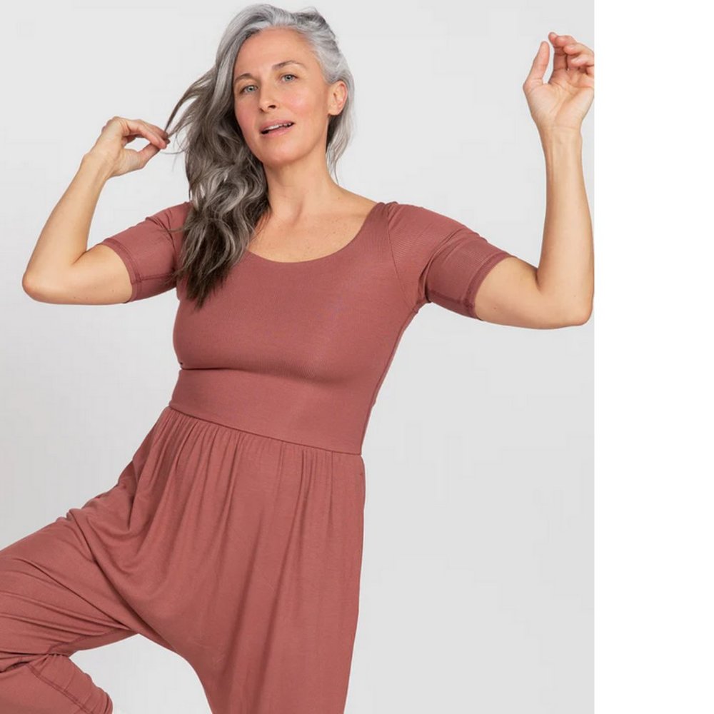 Sleeved Bōdhi Jumper, Ribbed Mahogany, size L